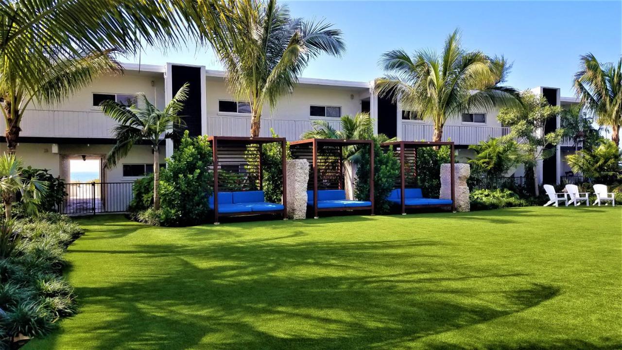 Bali Hai Beachfront Resort And Spa Holmes Beach Eksteriør bilde